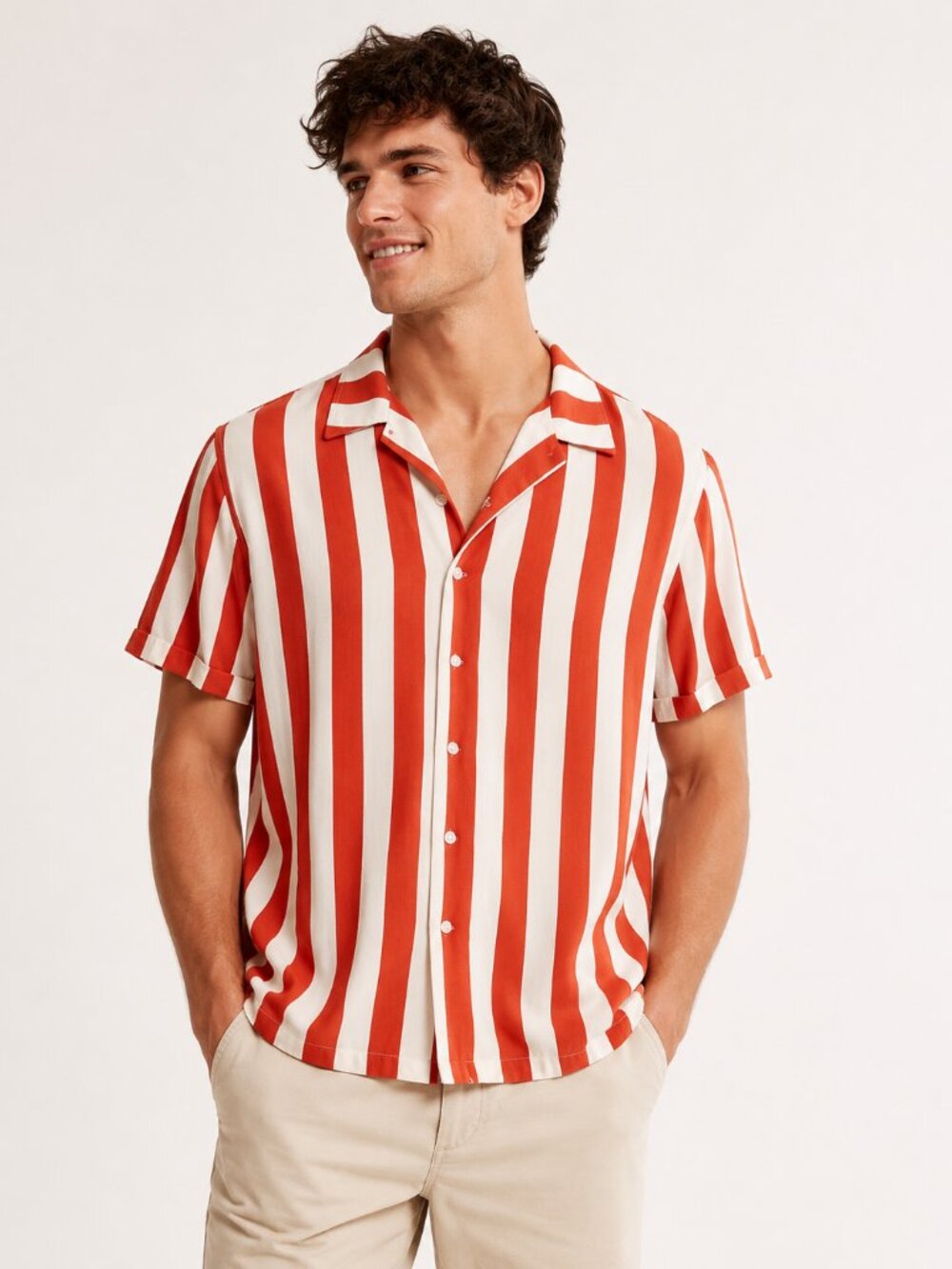 PacSun Men’s Orange and White Striped Short Sleeve Button Down Shirt Size Small